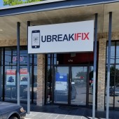 uBreakiFix Alamo Heights - 2