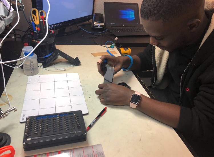 cell phone repair technician